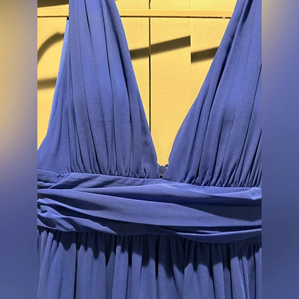 Lulu’s long blue dress - Picture 3 of 12